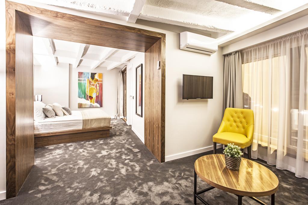Nomad Luxury Suites Belgrade Extérieur photo